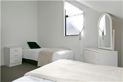 /i/images/deluxe2/_puThumb/Deluxe2Bed.jpg